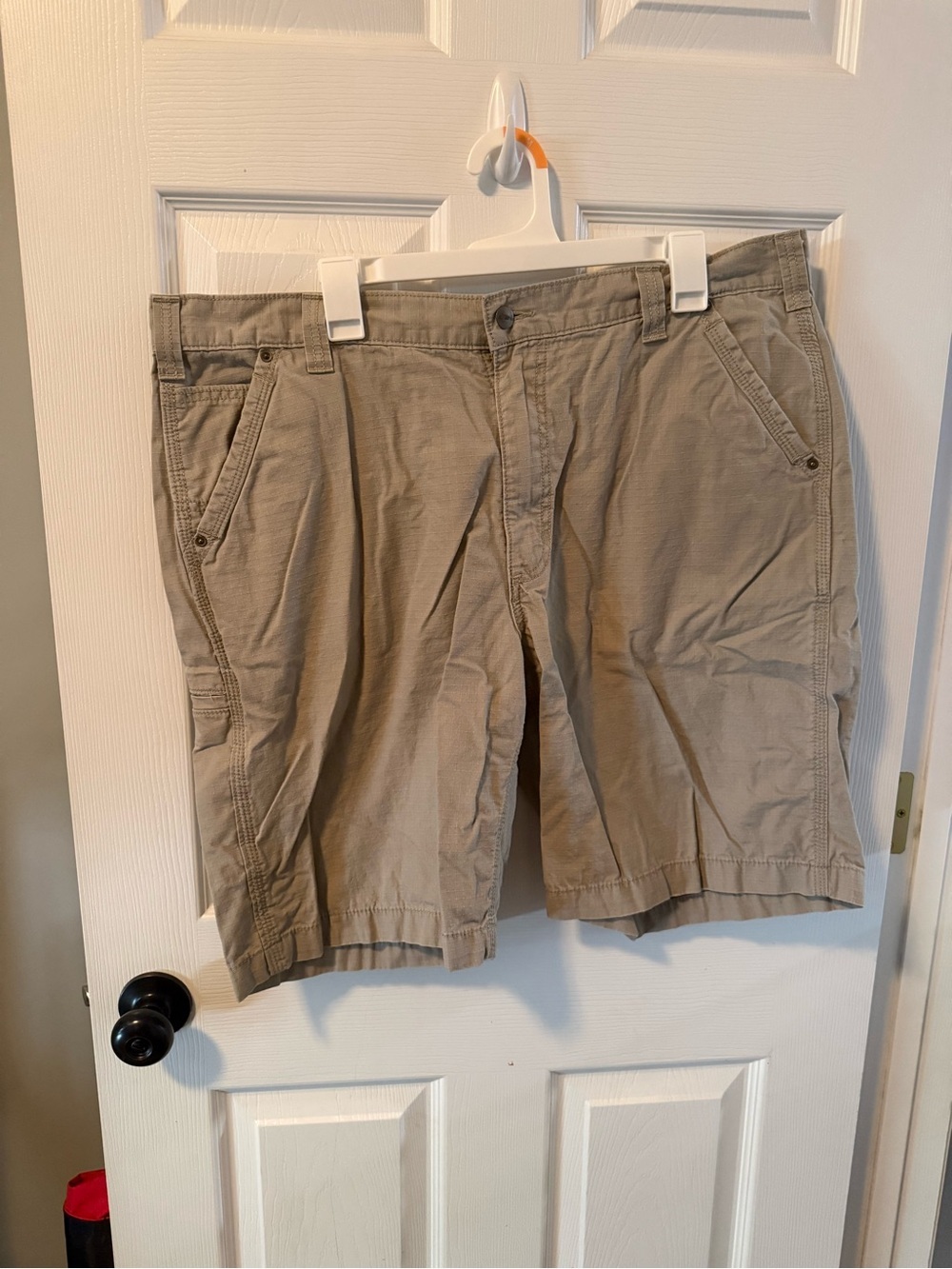 Carhartt Men's Cargo Shorts in Khaki Men’s Size 40